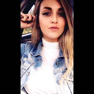 Meet your Posher, Mandy